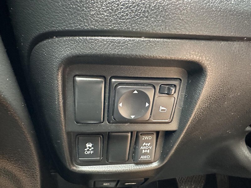 2013 Nissan JUKE S - Photo 21 - Indianapolis, IN 46234
