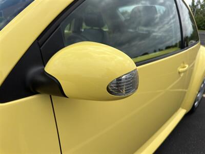 2010 Volkswagen Beetle   - Photo 21 - Indianapolis, IN 46234