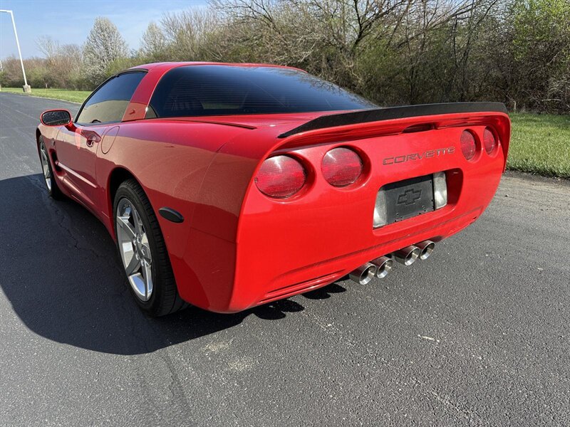 1997 Chevrolet Corvette - Photo 8 - Indianapolis, IN 46234