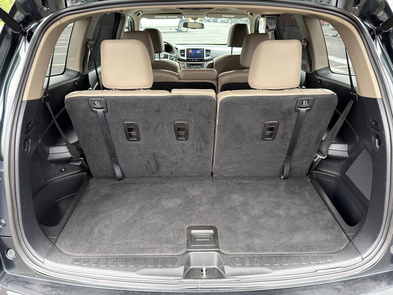 2016 Honda Pilot EX-L w/RES - Photo 13 - Indianapolis, IN 46234