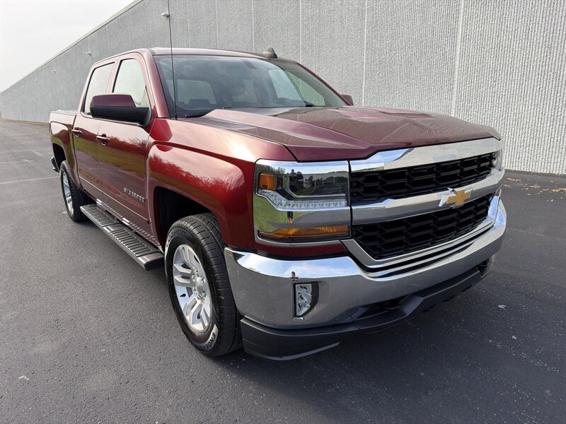 2017 Chevrolet Silverado 1500 LT - Photo 3 - Indianapolis, IN 46234