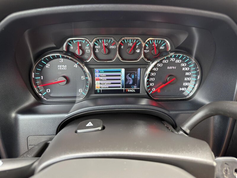 2017 Chevrolet Silverado 1500 LT - Photo 17 - Indianapolis, IN 46234