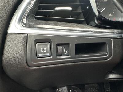 2020 Cadillac XT5 Premium Luxury   - Photo 23 - Indianapolis, IN 46234
