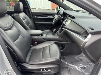 2020 Cadillac XT5 Premium Luxury   - Photo 14 - Indianapolis, IN 46234
