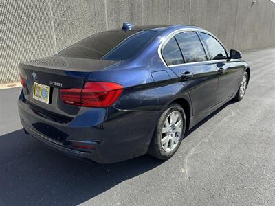 2017 BMW 330i - Photo 4 - Indianapolis, IN 46234
