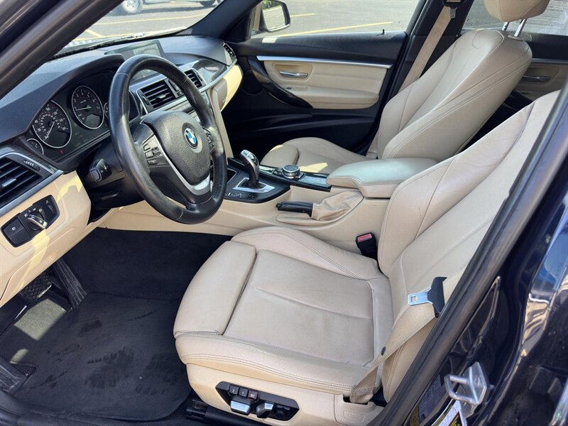 2017 BMW 330i - Photo 10 - Indianapolis, IN 46234