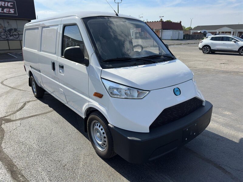 2024 Mullen ONE - Photo 3 - Indianapolis, IN 46234