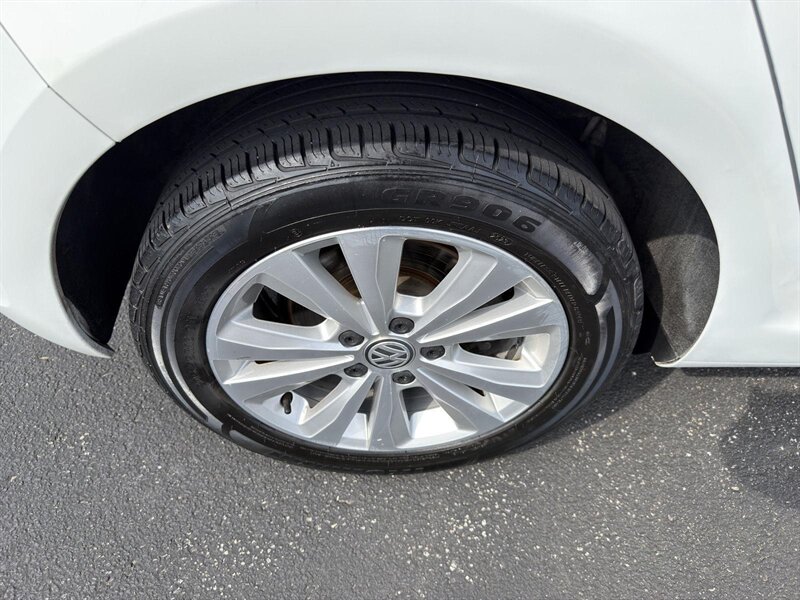 2021 Volkswagen Golf TSI - Photo 33 - Indianapolis, IN 46234
