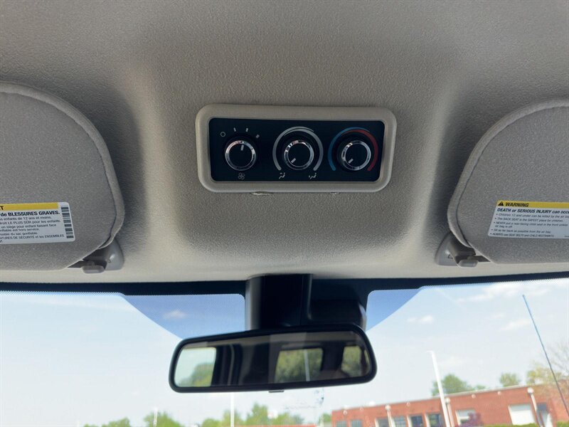 2020 Chevrolet Express LT Passenger - Photo 25 - Indianapolis, IN 46234
