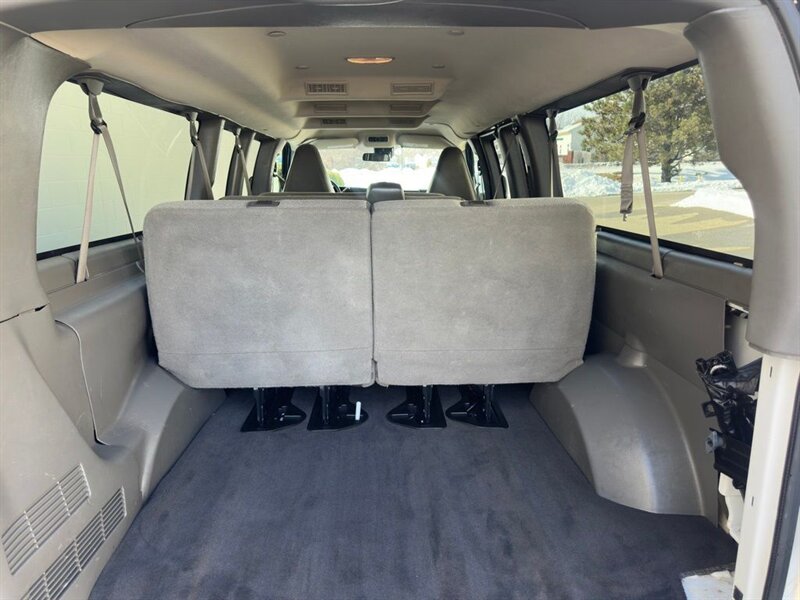 2020 Chevrolet Express LT Passenger - Photo 13 - Indianapolis, IN 46234