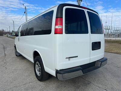 2020 Chevrolet Express LT Passenger - Photo 6 - Indianapolis, IN 46234