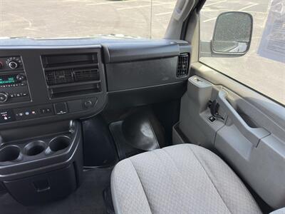 2020 Chevrolet Express LT Passenger - Photo 9 - Indianapolis, IN 46234