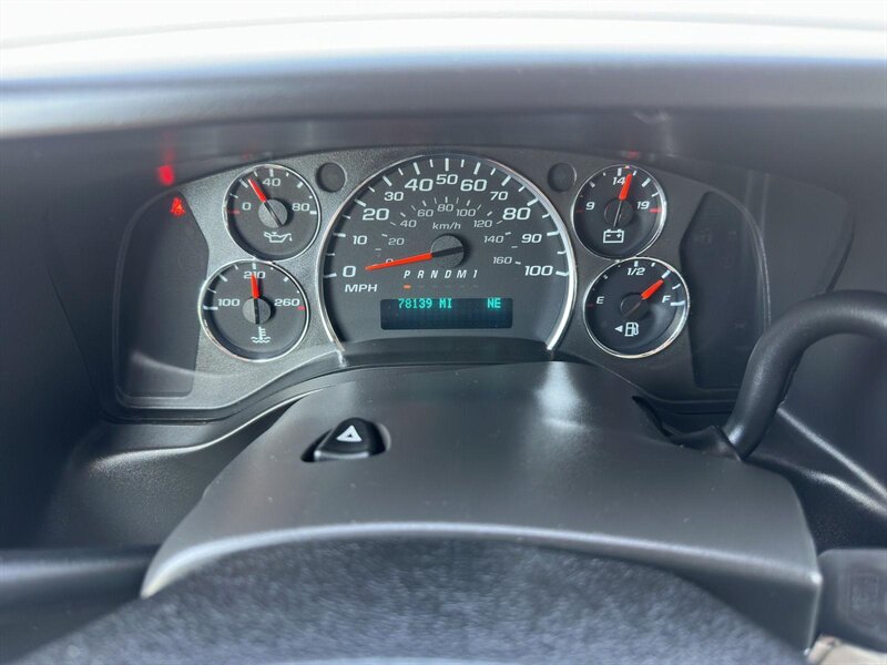 2020 Chevrolet Express LT Passenger - Photo 18 - Indianapolis, IN 46234