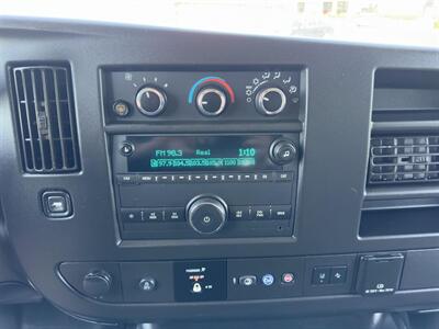 2020 Chevrolet Express LT Passenger - Photo 24 - Indianapolis, IN 46234