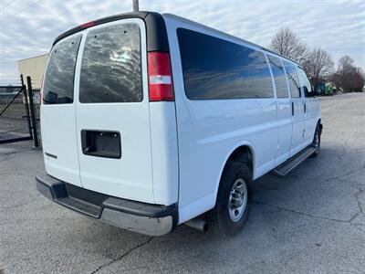 2020 Chevrolet Express LT Passenger - Photo 4 - Indianapolis, IN 46234