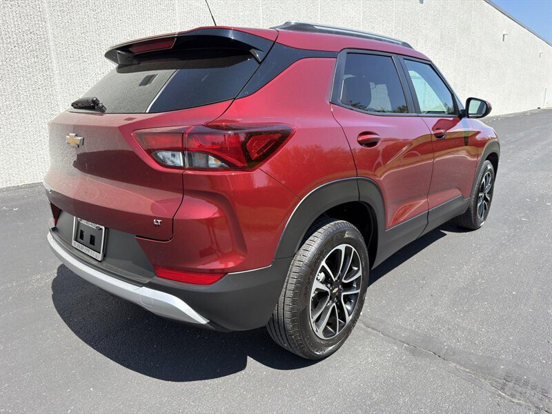 2025 Chevrolet Trailblazer LT - Photo 4 - Indianapolis, IN 46234