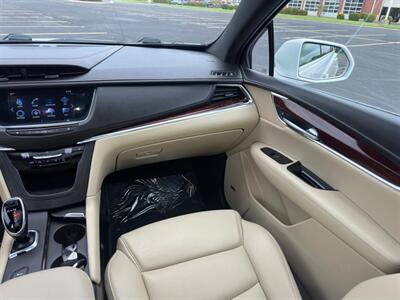 2017 Cadillac XT5 Luxury   - Photo 9 - Indianapolis, IN 46234