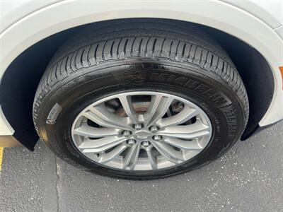 2017 Cadillac XT5 Luxury   - Photo 48 - Indianapolis, IN 46234