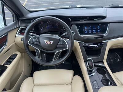 2017 Cadillac XT5 Luxury   - Photo 8 - Indianapolis, IN 46234