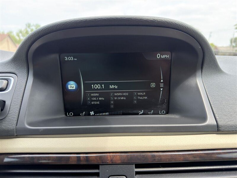 2016 Volvo XC70 T5 Drive-E Premier - Photo 20 - Indianapolis, IN 46234
