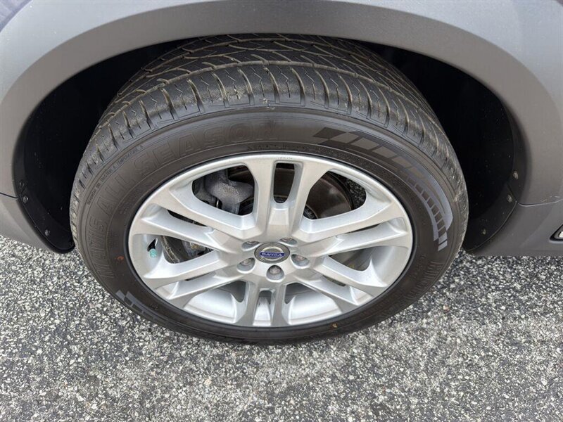2016 Volvo XC70 T5 Drive-E Premier - Photo 34 - Indianapolis, IN 46234