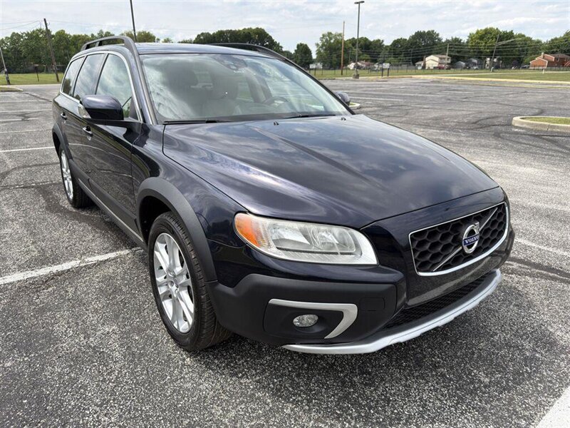 2016 Volvo XC70 T5 Drive-E Premier - Photo 3 - Indianapolis, IN 46234