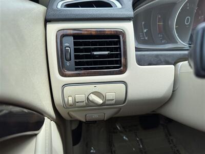 2016 Volvo XC70 T5 Drive-E Premier - Photo 18 - Indianapolis, IN 46234