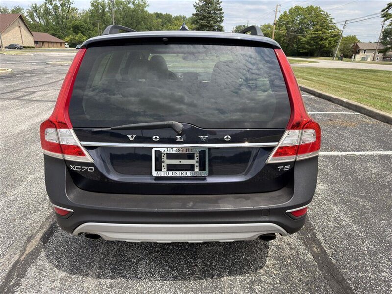 2016 Volvo XC70 T5 Drive-E Premier - Photo 5 - Indianapolis, IN 46234