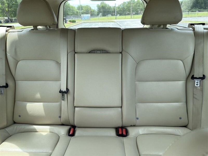 2016 Volvo XC70 T5 Drive-E Premier - Photo 25 - Indianapolis, IN 46234