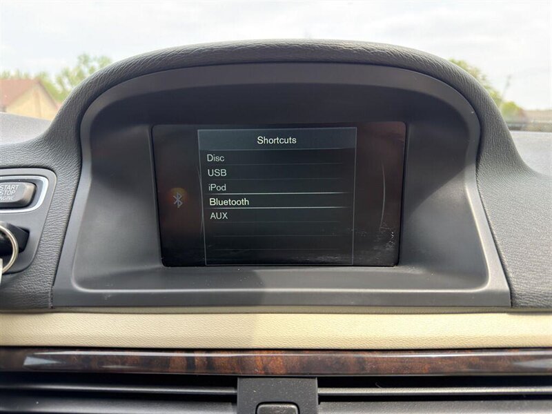 2016 Volvo XC70 T5 Drive-E Premier - Photo 22 - Indianapolis, IN 46234
