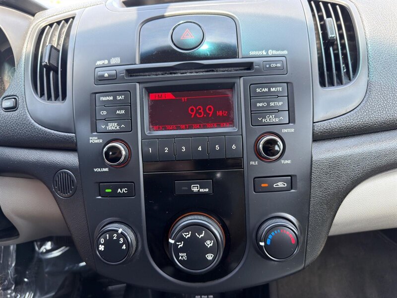 2012 Kia Forte LX - Photo 20 - Indianapolis, IN 46234