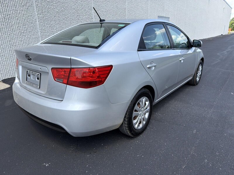 2012 Kia Forte LX - Photo 4 - Indianapolis, IN 46234