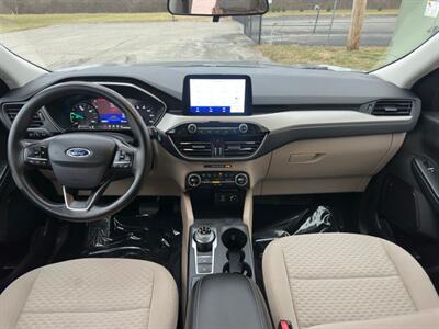2021 Ford Escape Hybrid SE   - Photo 15 - Indianapolis, IN 46234