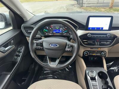 2021 Ford Escape Hybrid SE   - Photo 16 - Indianapolis, IN 46234