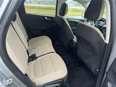 2021 Ford Escape Hybrid SE   - Photo 18 - Indianapolis, IN 46234