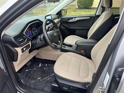 2021 Ford Escape Hybrid SE   - Photo 13 - Indianapolis, IN 46234