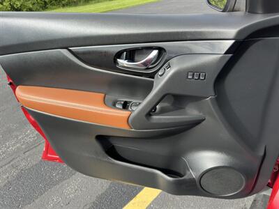 2017 Nissan Rogue SL   - Photo 30 - Indianapolis, IN 46234