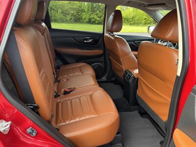 2017 Nissan Rogue SL   - Photo 12 - Indianapolis, IN 46234