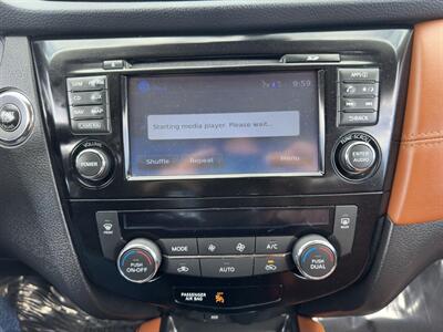 2017 Nissan Rogue SL   - Photo 20 - Indianapolis, IN 46234