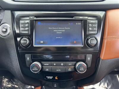2017 Nissan Rogue SL   - Photo 18 - Indianapolis, IN 46234