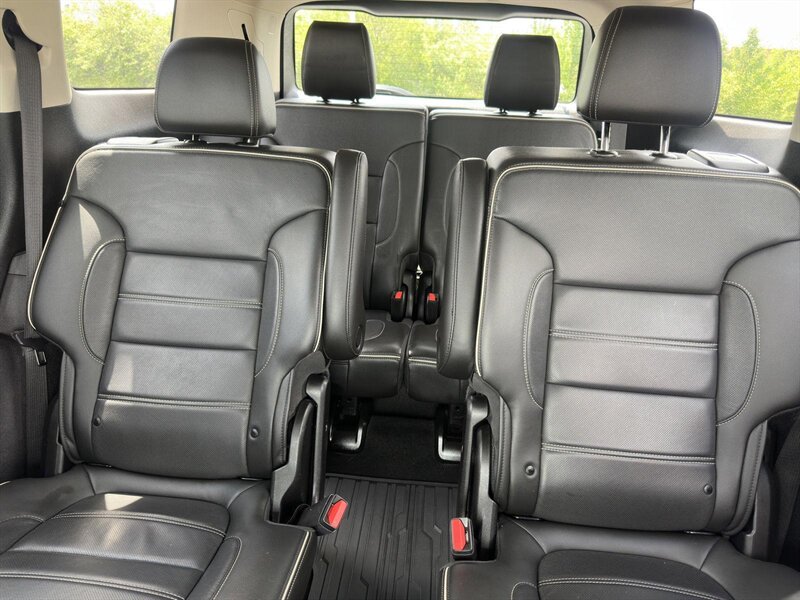 2020 GMC Acadia Denali - Photo 12 - Indianapolis, IN 46234