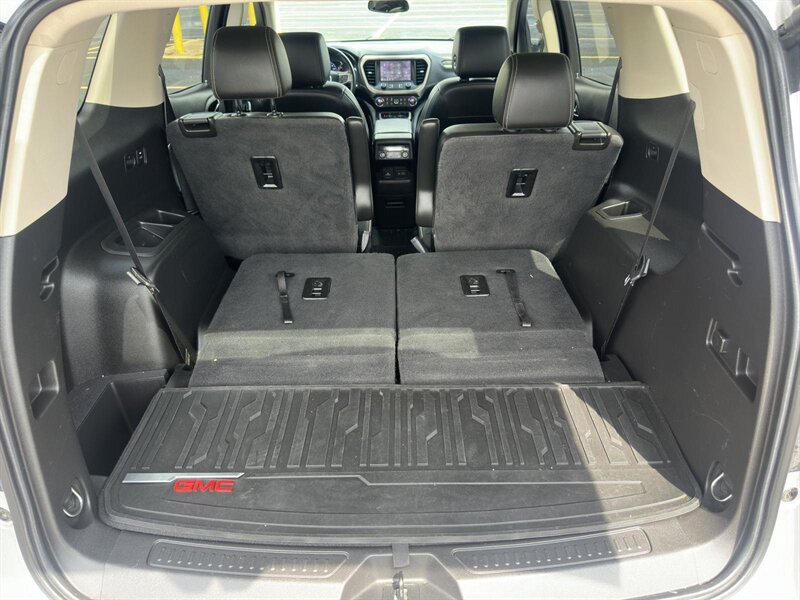 2020 GMC Acadia Denali - Photo 14 - Indianapolis, IN 46234