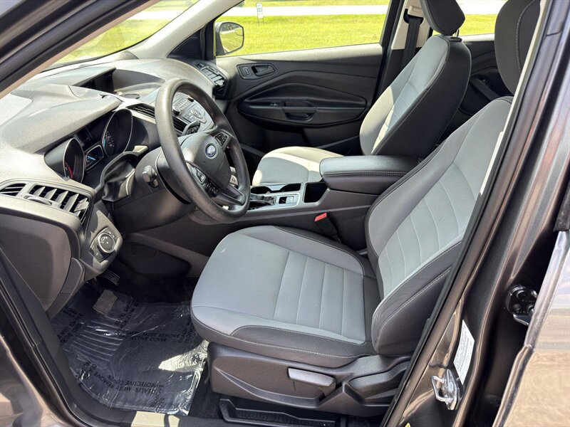 2019 Ford Escape S - Photo 10 - Indianapolis, IN 46234