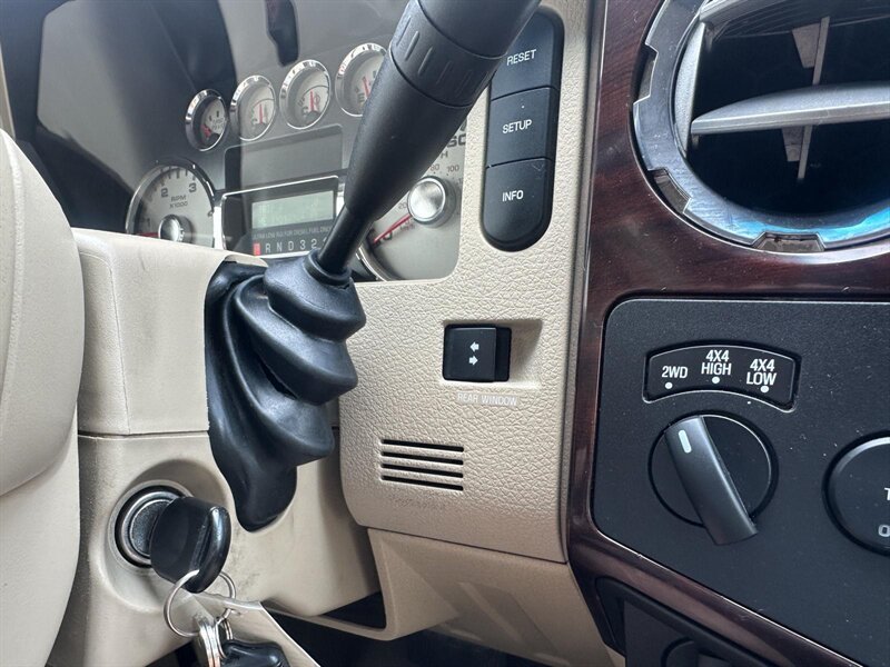 2010 Ford F-250 Lariat - Photo 21 - Indianapolis, IN 46234