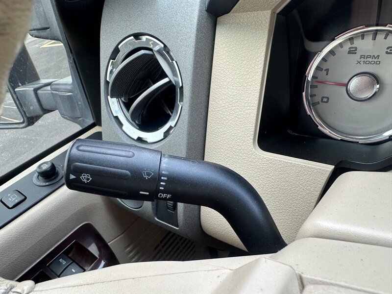 2010 Ford F-250 Lariat - Photo 17 - Indianapolis, IN 46234