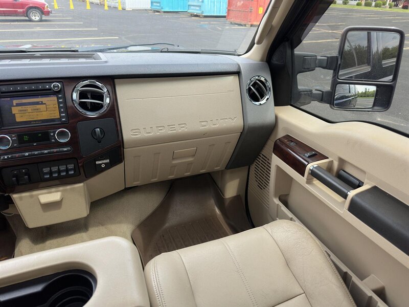 2010 Ford F-250 Lariat - Photo 9 - Indianapolis, IN 46234