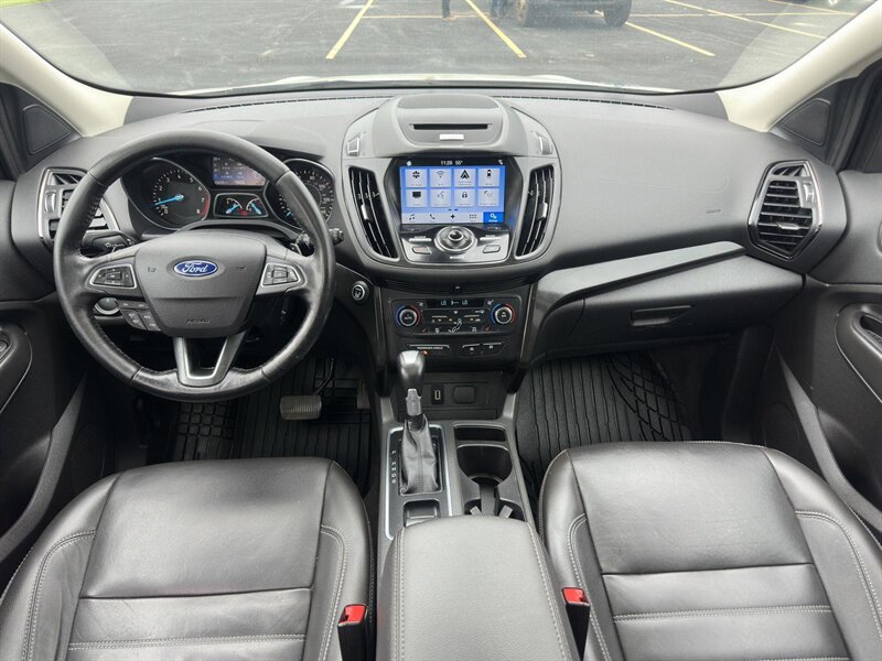 2017 Ford Escape Titanium - Photo 8 - Indianapolis, IN 46234