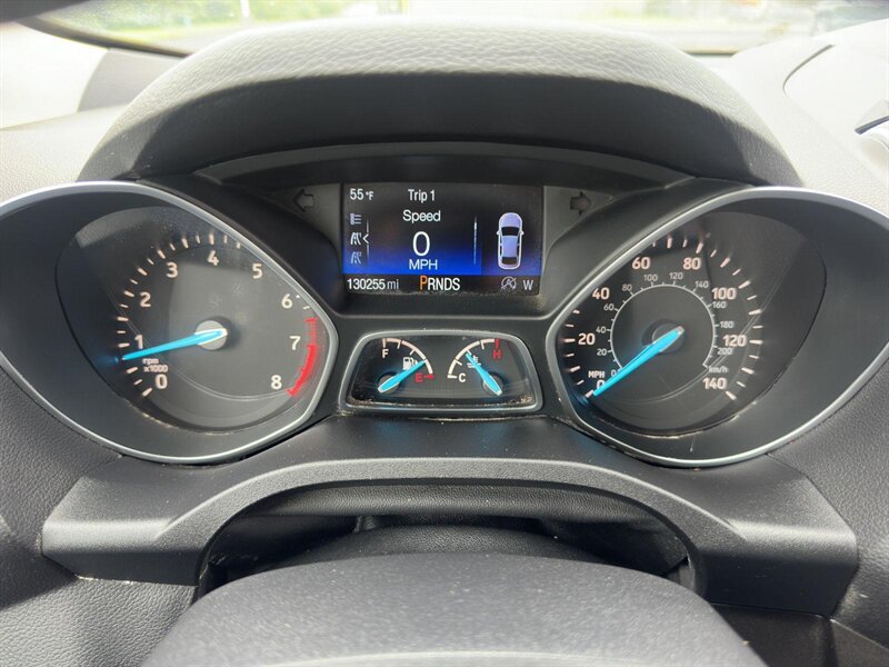 2017 Ford Escape Titanium - Photo 16 - Indianapolis, IN 46234