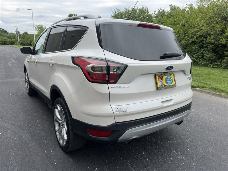 2017 Ford Escape Titanium - Photo 6 - Indianapolis, IN 46234