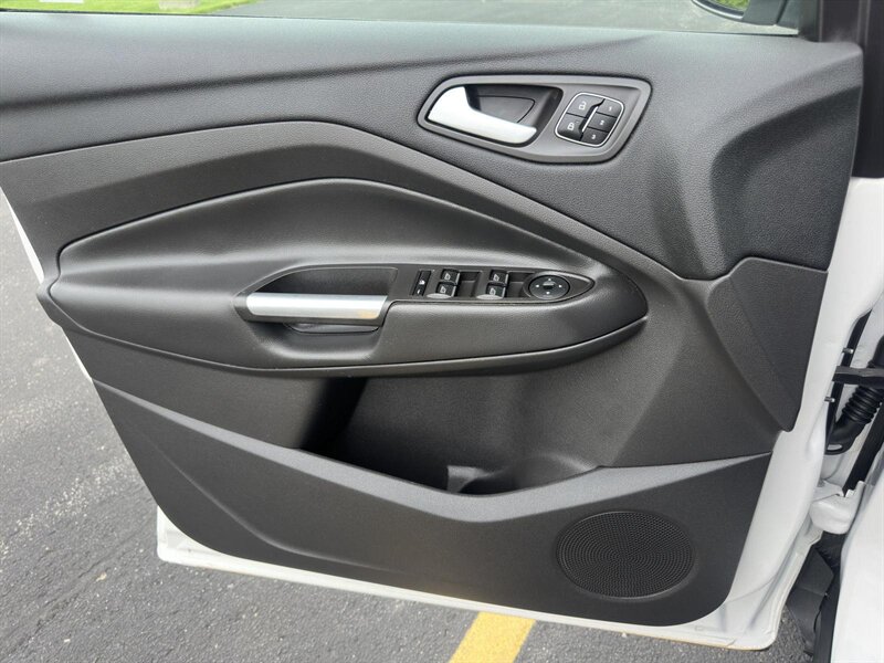 2017 Ford Escape Titanium - Photo 39 - Indianapolis, IN 46234